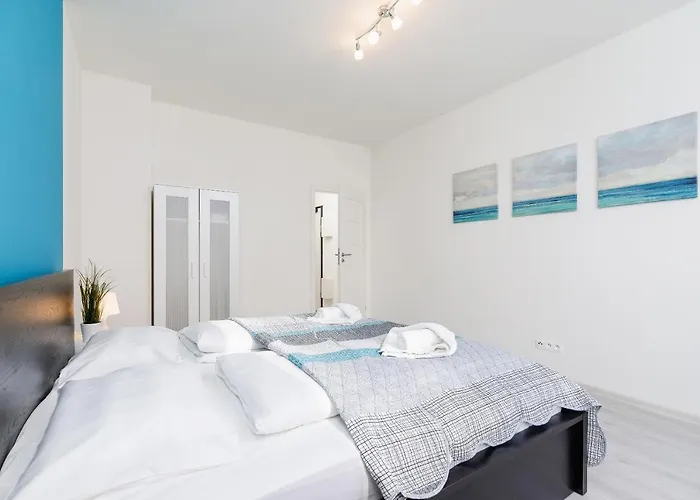 Cracow Rakowicka By Renters *